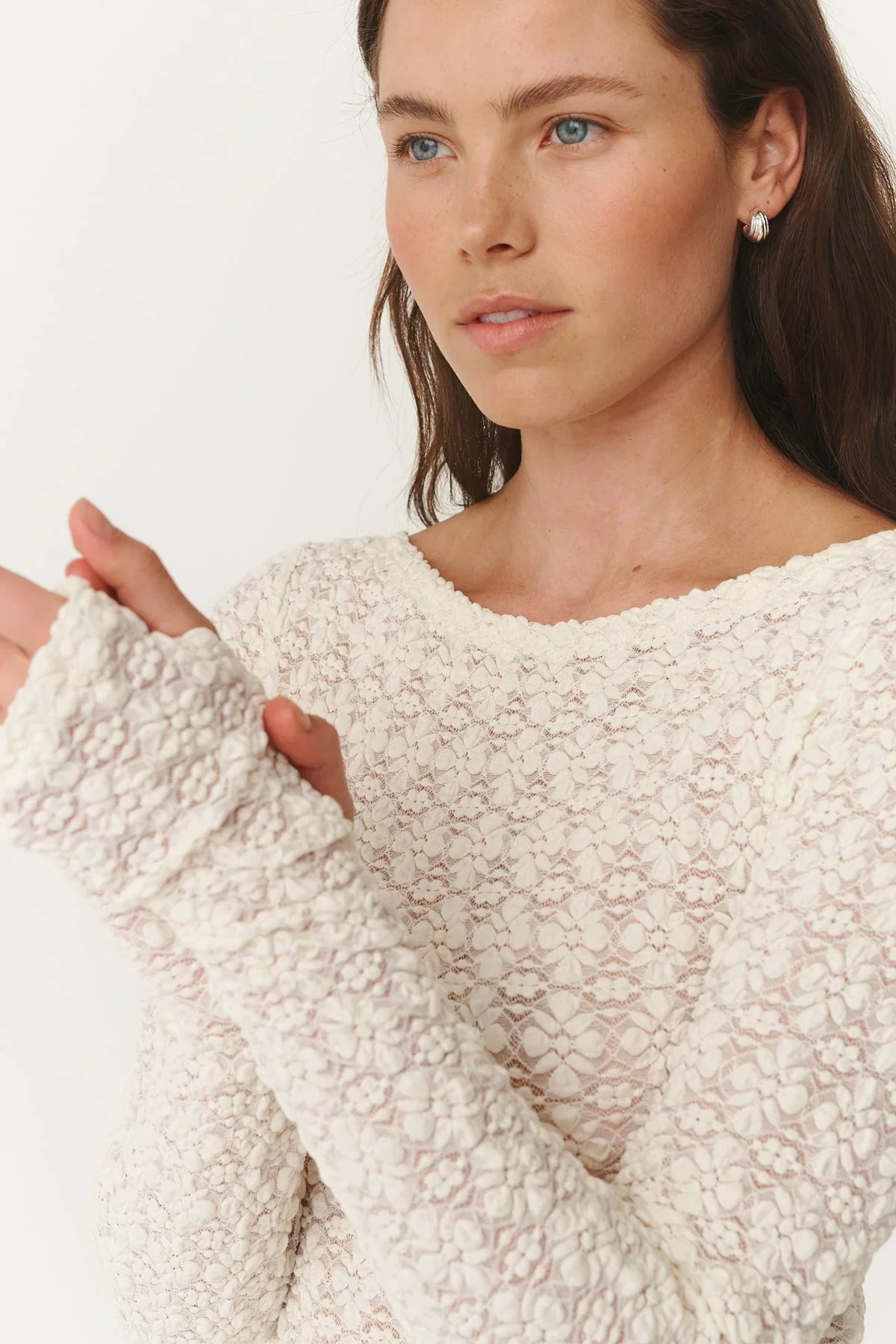 Samantha Clover Lace Top | Rowie - Image 4