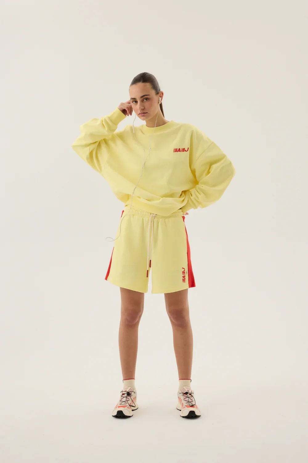Speedy Sweatshirt Yellow Iris | Araminta James - Image 2